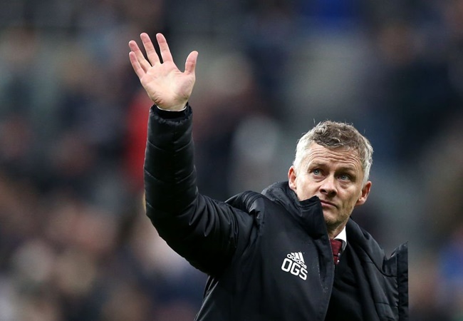 Ole Gunnar Solskjaer told Manchester United players they are going to get him sacked after Newcastle loss - Bóng Đá