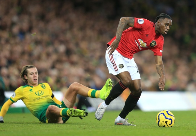 Man Utd fans laud Aaron Wan-Bissaka after defensive masterclass against Norwich - Bóng Đá