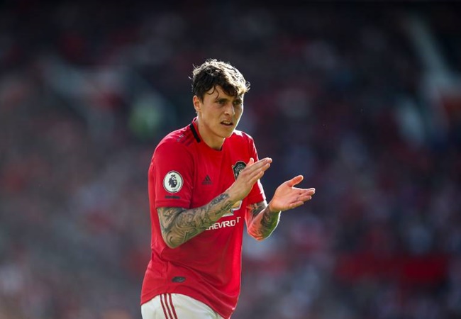 Victor Lindelof's illness is another worry for United ahead of facing Burnley - Bóng Đá