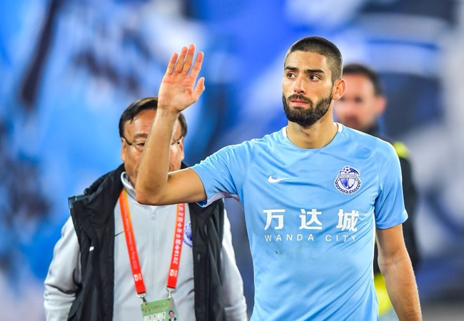 Crystal Palace are in talks over a deal to loan Belgium winger Yannick Carrasco from Chinese Super League side Dalian Yifang. - Bóng Đá