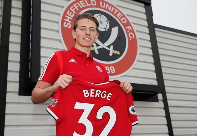 Official: Sheffield sign Sander Berge - Bóng Đá
