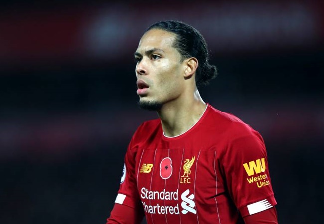 Liverpool 'ready to offer Virgil van Dijk new five-year deal worth £50MILLION' as club's owners view securing the Dutch defender's future as a 'priority' - Bóng Đá