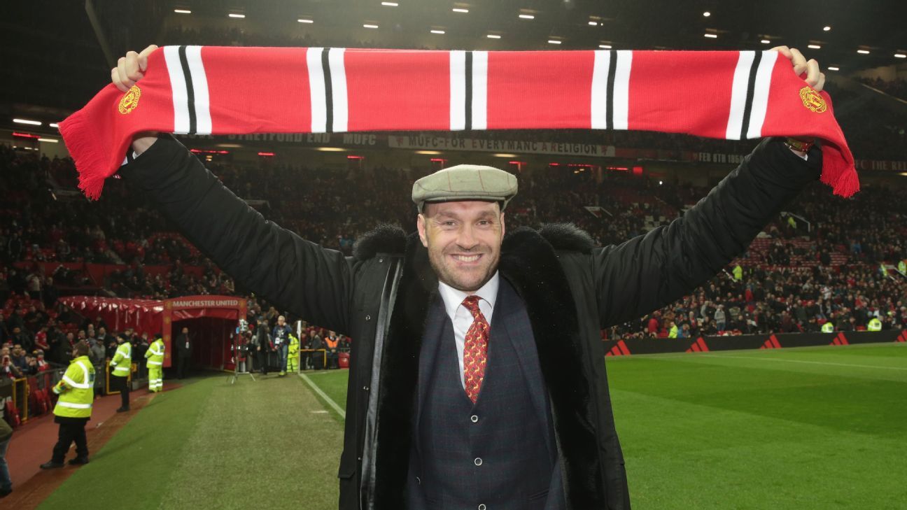 Ole Gunnar Solskjaer invites Tyson Fury to give speech to Manchester United squad - Bóng Đá