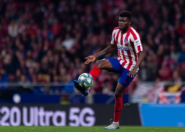 Romano: Arsenal are ‘trying’ to sign Atletico Madrid midfielder Thomas Partey - Bóng Đá