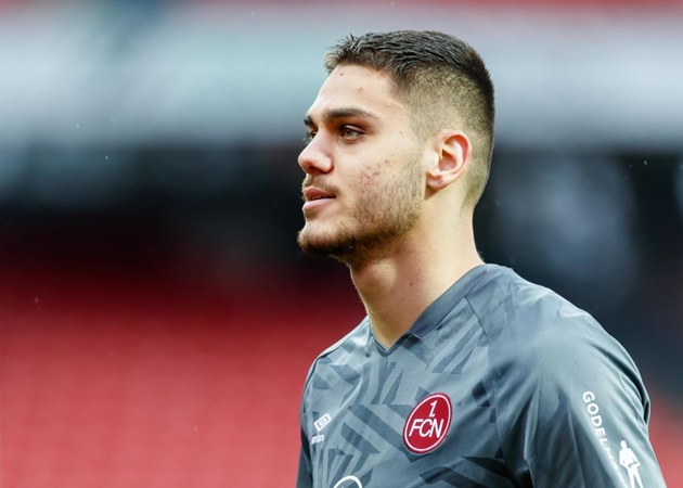 Official: onstantinos Mavropanos has signed a new contract with Arsenal & will join VfB Stuttgart - Bóng Đá
