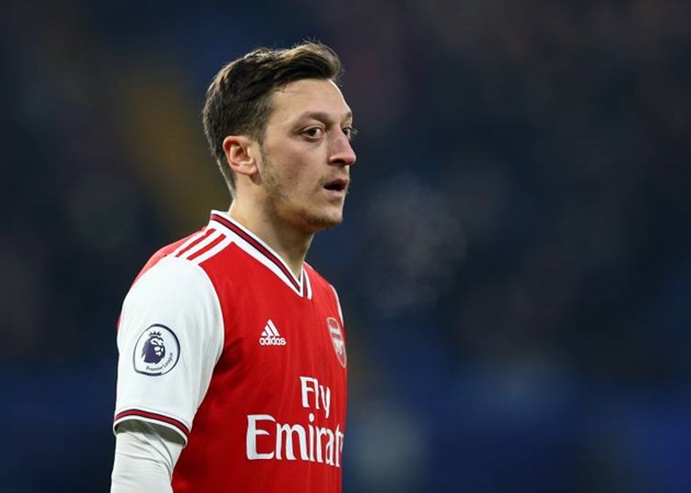 Mesut Ozil’s agent speaks out on Arsenal future and reveals likely leaving date - Bóng Đá