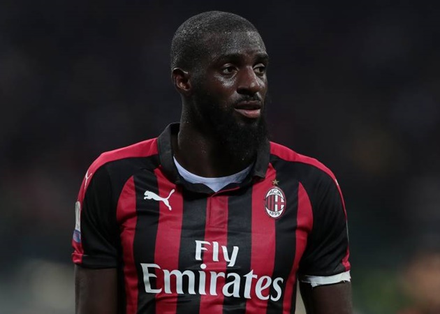 AC Milan are getting closer to Tiemoué Bakayoko. Positive talks on last hours with Chelsea - Bóng Đá