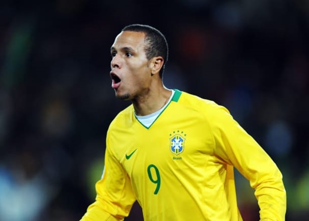 Sau thời của Ronaldo de Lima, các số 9 của Brazil thi đấu ra sao? - Bóng Đá