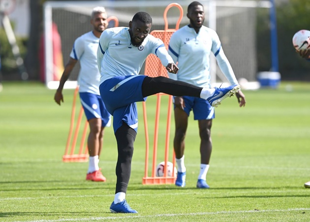 Chelsea receive loan offer from PSG for Antonio Rudiger... but are considering selling the out-of-favour defender amid interest from other clubs - Bóng Đá