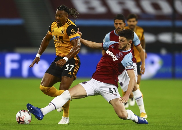 Chelsea target Declan Rice talks ‘playing for the badge’ after West Ham thump Wolves - Bóng Đá