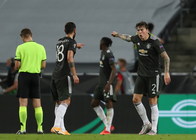 5 lần Bruno thể hiện tố chất lãnh đạo ở Man Utd: 'Nạn nhân' Lindelof - Bóng Đá