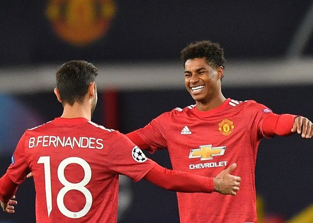 Marcus Rashford explains penalty situation with Bruno Fernandes at Manchester United - Bóng Đá