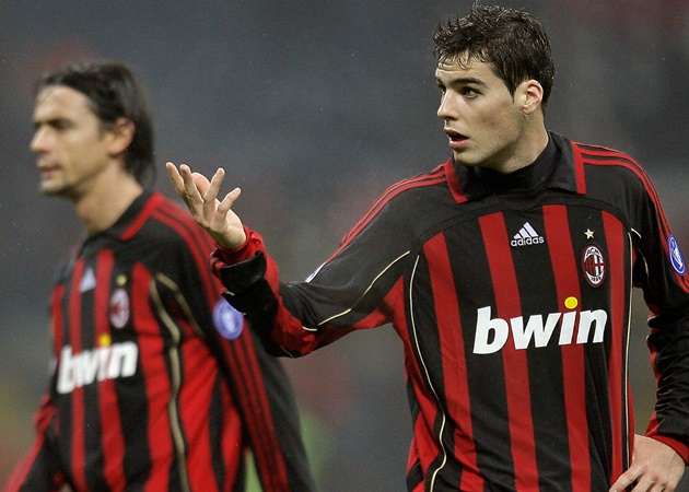 Từ 'tiểu Zidane' tới Torres: 10 bản hợp đồng 'thảm họa' của AC Milan - Bóng Đá