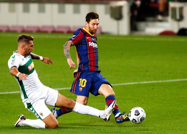 1. Dẫn đầu là cái tên quen thuộc Lionel Messi với thành tích 171 pha qua người thành công, vượt trội hoàn toàn so với các đồng nghiệp khác trong danh sách này.