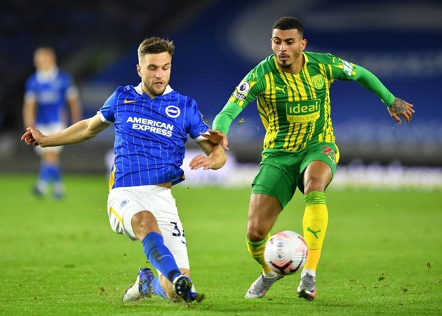 Tariq Lamptey chấn thương và Joel Veltman đã hoàn thành tốt nhiệm vụ thay thế khi có bàn thắng đầu tiên tại Premier League trong trận thua Crystal Palace 1-2. Chưa kể, anh đã thực hiện tổng cộng 13 cú tắc bóng và đánh chặn.