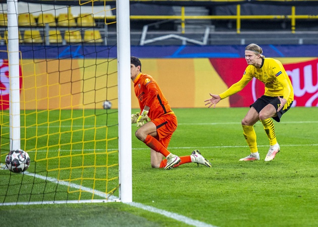Dortmund's Haaland cites 'karma' for second-chance penalty vs. Sevilla - Bóng Đá