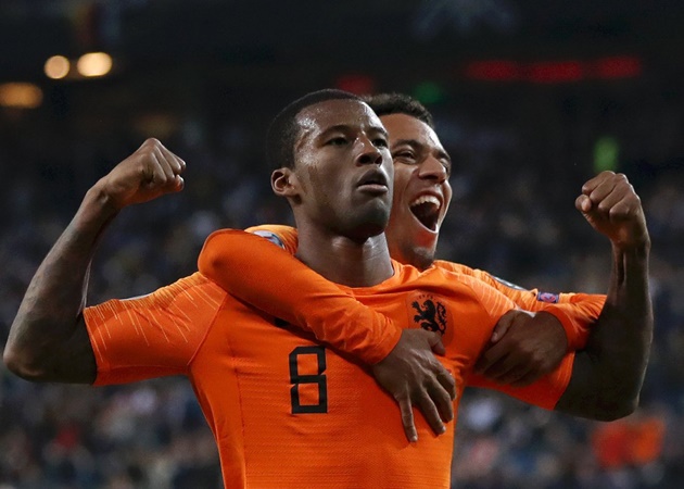 Wijnaldum chuẩn bị cập bến Barca.