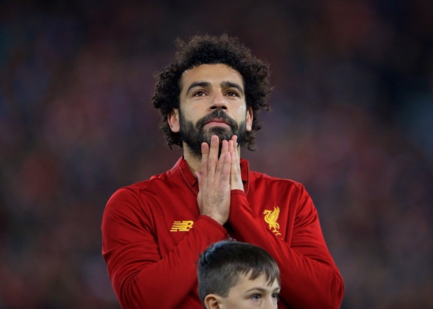 Mohamed Salah úp mở khả năng sang La Liga chơi bóng.