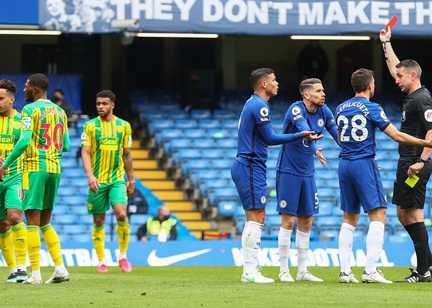 'Tội đồ' Jorginho khiến Chelsea thảm bại trước West Brom ra sao? - Bóng Đá