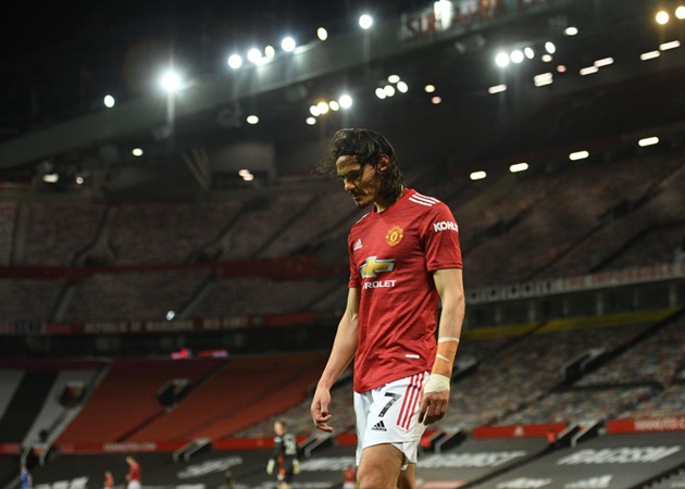 #mufc want to renew Edinson Cavani's contract. In a meeting with John Murtough and Ed Woodward last week - Bóng Đá