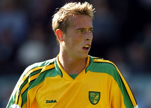  Từ Kane đến Bamford: 10 sao bạn ít ngờ đã từng khoác áo Norwich City - Bóng Đá