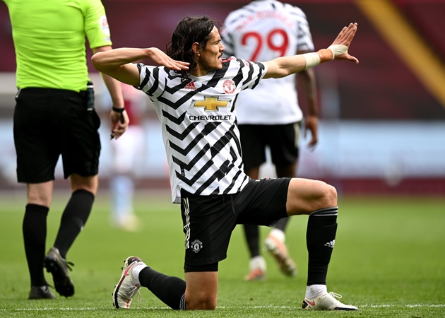 Romano: Edinson Cavani has signed his contract extension with Manchester United, here we go! - Bóng Đá