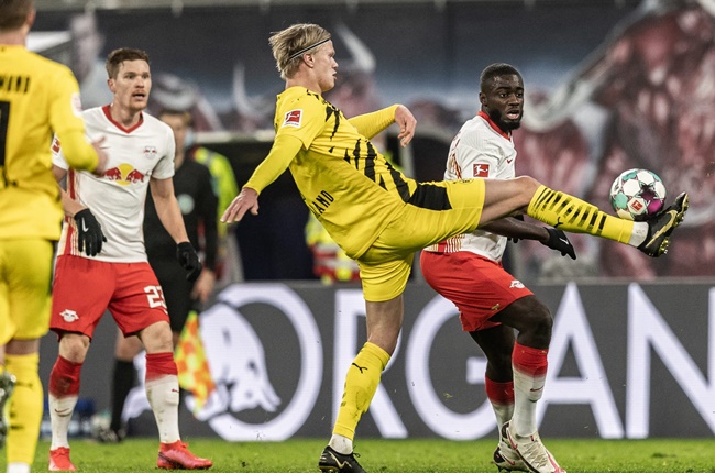 Nếu chân sút người Na Uy ở lại với Borussia Dortmund, anh sẽ lại giáp mặt với ngôi sao người Pháp. Thế nhưng, câu chuyện lần này sẽ khác khi Dayot Upamecano đã gia nhập Bayern Munich.