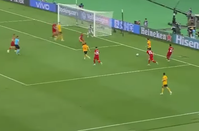 Gareth Bale tinh quái, cầu thủ Thổ Nhĩ Kỳ ăn 2 'cú lừa' trong 3 phút - Bóng Đá