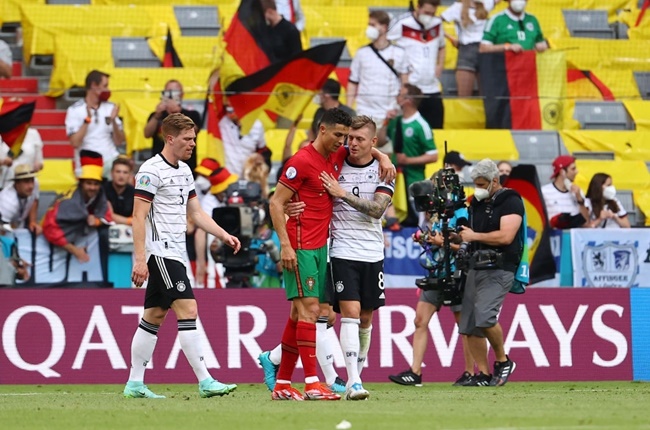 Dàn công thần Real Madrid quây quần sau trận Bồ Đào Nha 2-4 Đức - Bóng Đá