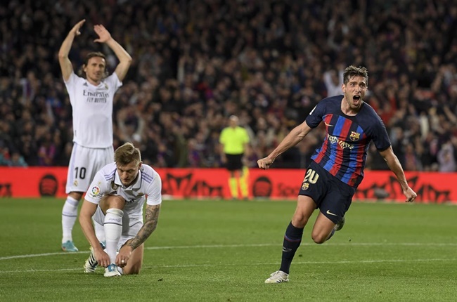 Real Madrid lại thua Barca: Dấu hỏi lớn về 