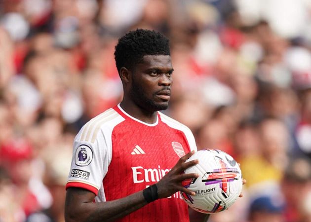Partey có thể rời Arsenal.