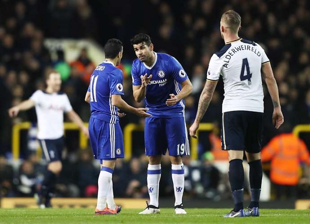 Costa lên tiếng về 'lục đục' với Pedro ngay trên sân - Bóng Đá