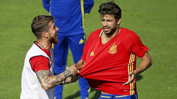 Ramos: Giờ gặp tôi sẽ ôm Pique - Bóng Đá