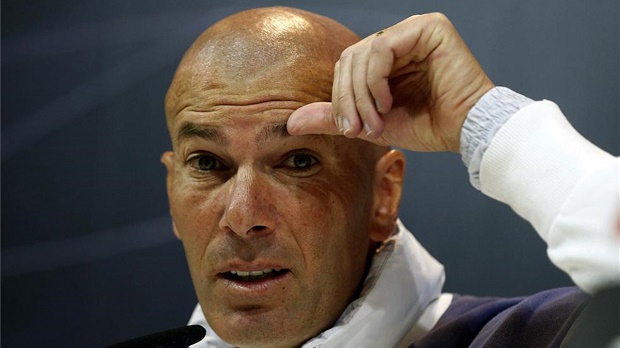 Zidane khiêm tốn, hết lời ca ngợi Barca trước Siêu kinh điển - Bóng Đá