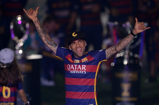 Trước Neymar, nhiều ngôi sao từng rời Barca khi vẫn ở đỉnh cao phong độ - Bóng Đá