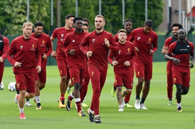 Coutinho, Sturridge vắng mặt trong trận khai màn giải Ngoại hạng - Bóng Đá