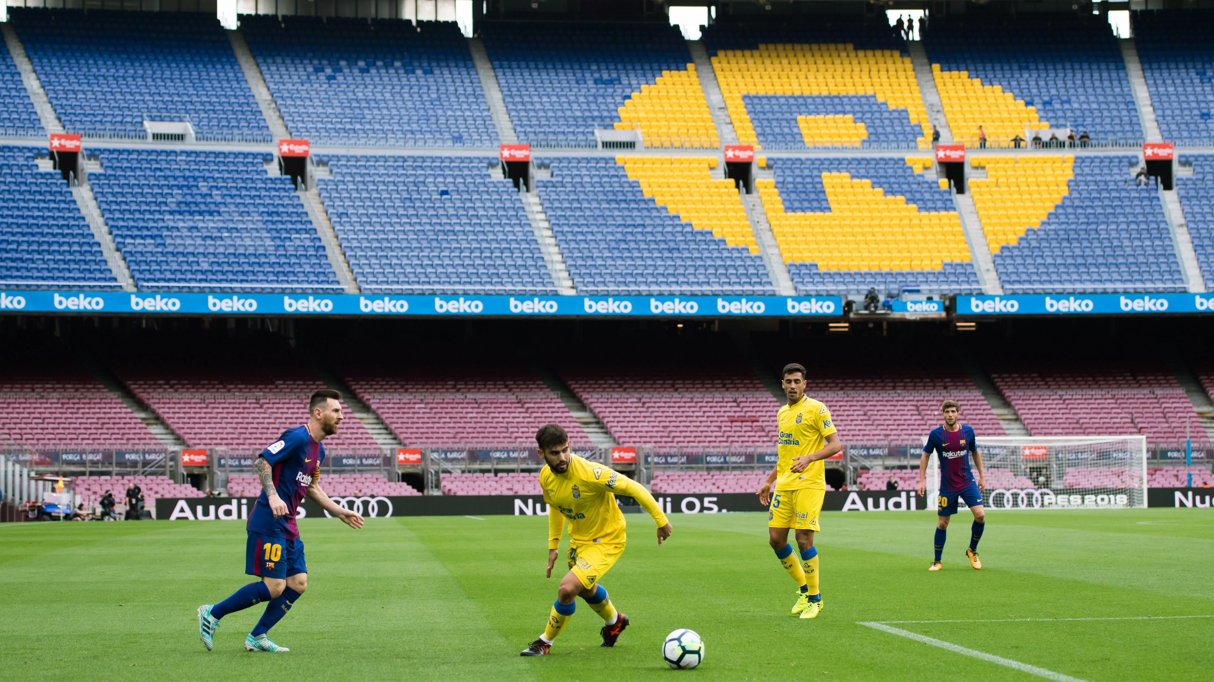 Nội bộ Barcelona chìm trong khủng hoảng sau trận cầu không khán giả - Bóng Đá