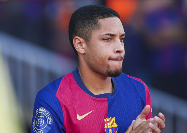 Ảnh bài viết Ngày cuối của Vitor Roque tại Barca: Suy sụp, nước mắt và những cái ôm