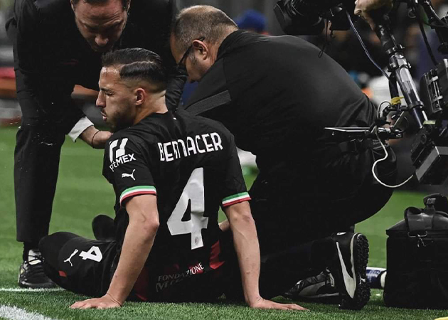 Tiền vệ AC Milan lại tiếp tục chấn thương vì sân cỏ nhân tạo