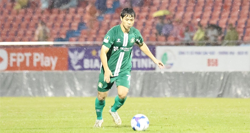 “Đẳng cấp của Công Phượng khỏi phải bàn nữa”