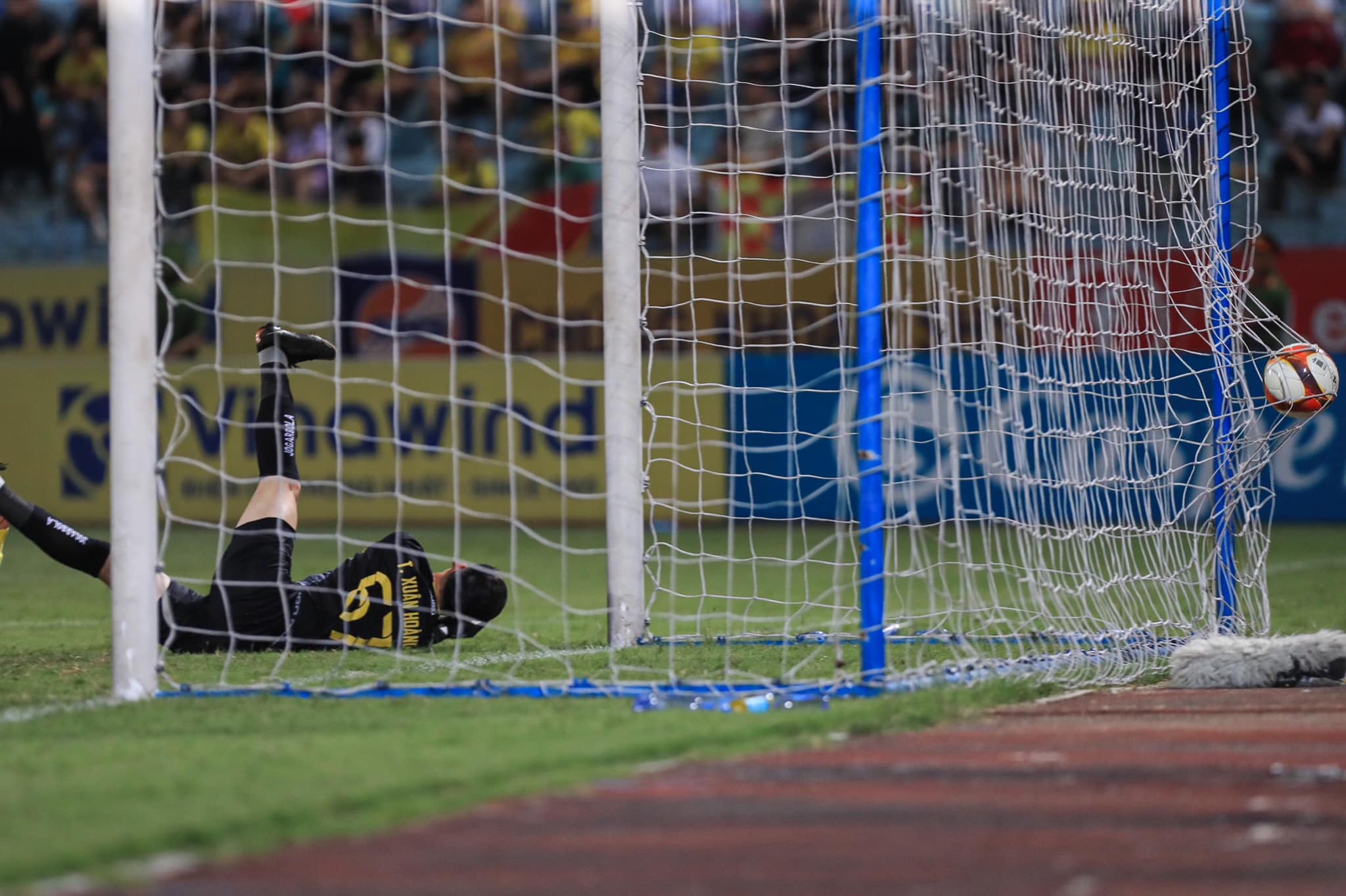 Ảnh bài viết Velizar Popov: "Chúng tôi là tập thể rất bình thường"