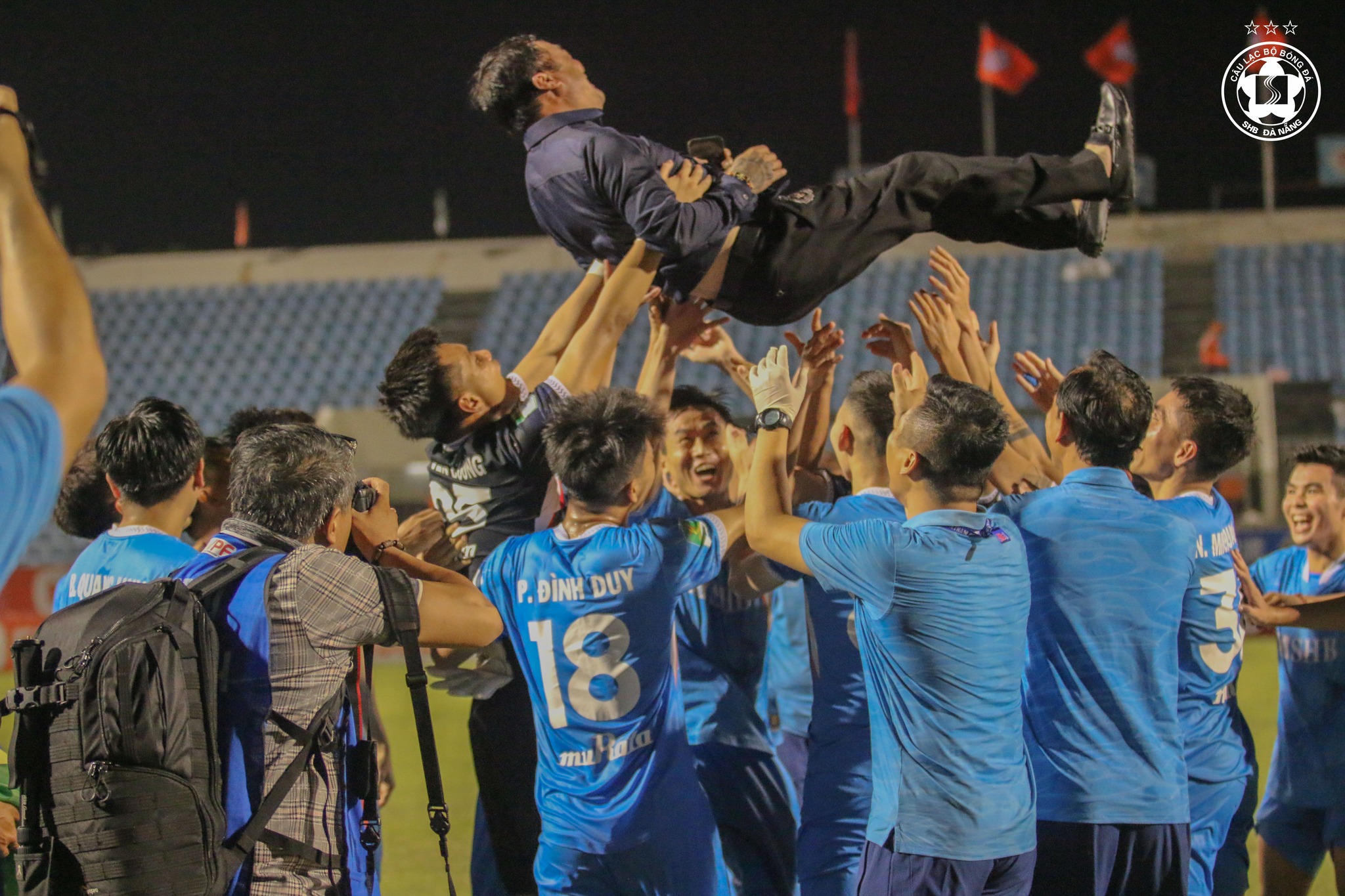 Trở lại V-League, HLV Đà Nẵng chỉ ra 2 lý do