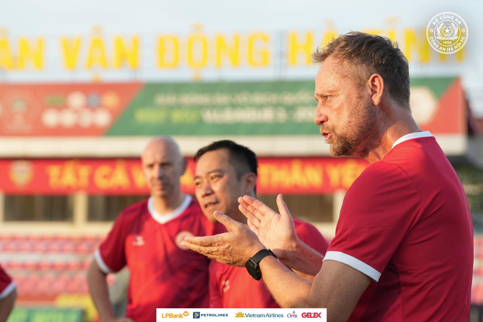 Ảnh bài viết HLV Hà Tĩnh giải thích lý do CAHN thất bại dù có nhiều tuyển thủ quốc gia