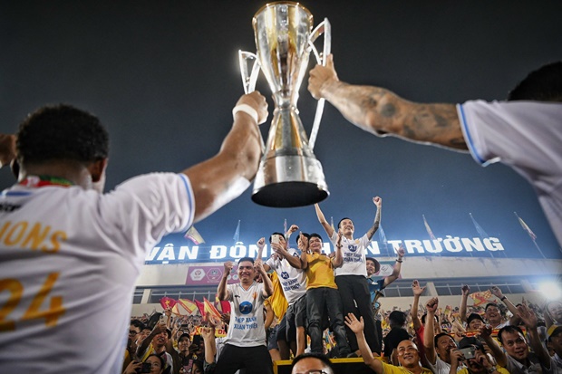 AFC ra quy định mới, 2 nhà vô địch Việt Nam mừng rơn