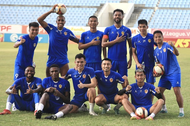 Ảnh bài viết Trung vệ xuất sắc V-League chuyển sang Ấn Độ thi đấu