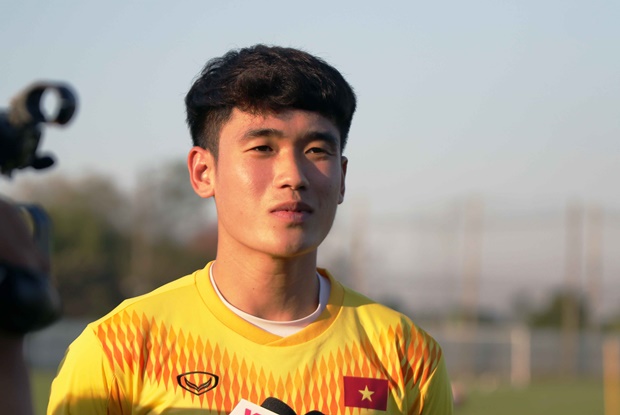 Cựu sao U23 Việt Nam rời CAHN, về Hạng Nhất đầu quân cho học trò thầy Park