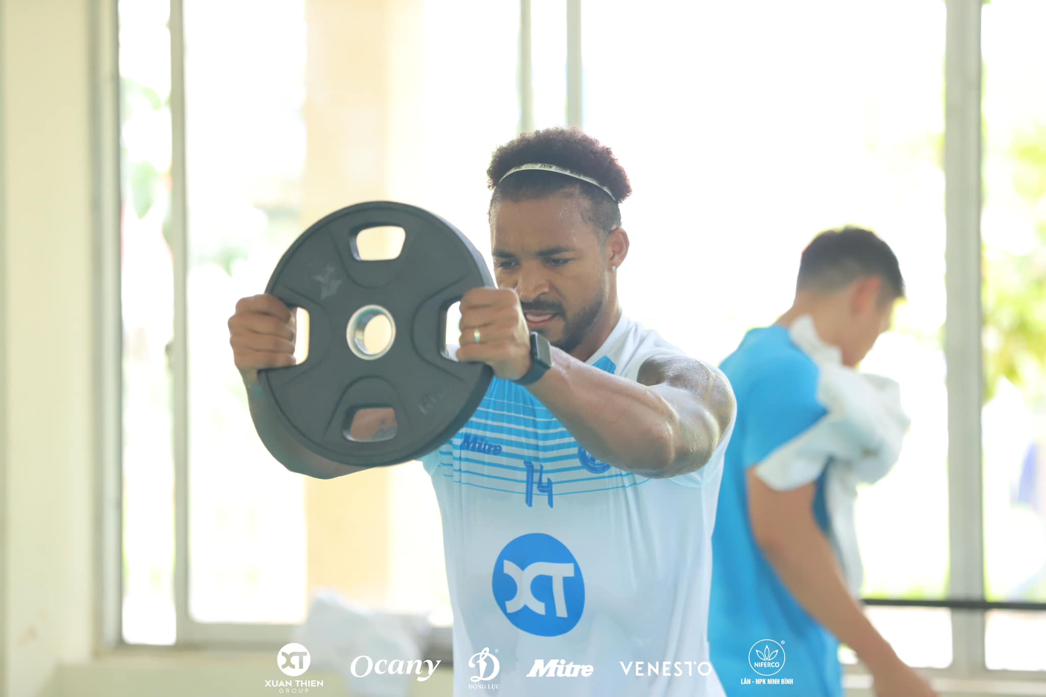 Ảnh bài viết Vua phá lưới hay nhất lịch sử V-League sắp khoác áo tuyển Việt Nam?