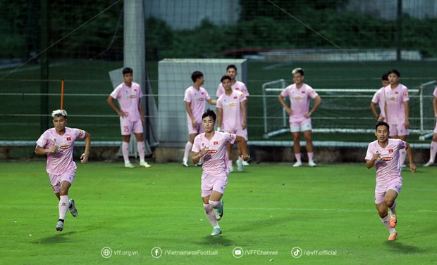 Ảnh bài viết Tuyển Việt Nam đối diện trận 'thủy chiến' với Thái Lan