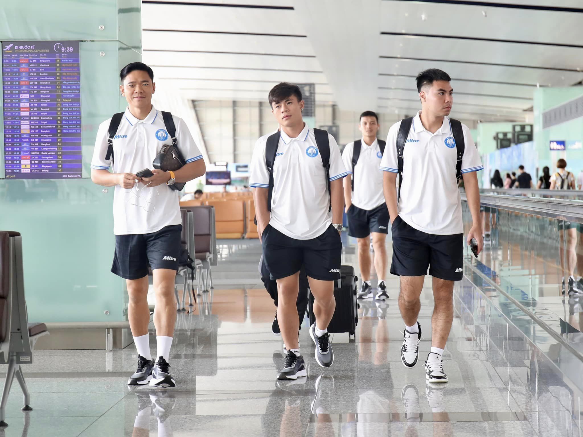 Đấu Nam Định, CLB Champions League Two để 10 ngoại binh đá chính?