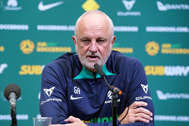 Chia tay Australia vì Indonesia, HLV Graham Arnold nói gì? 